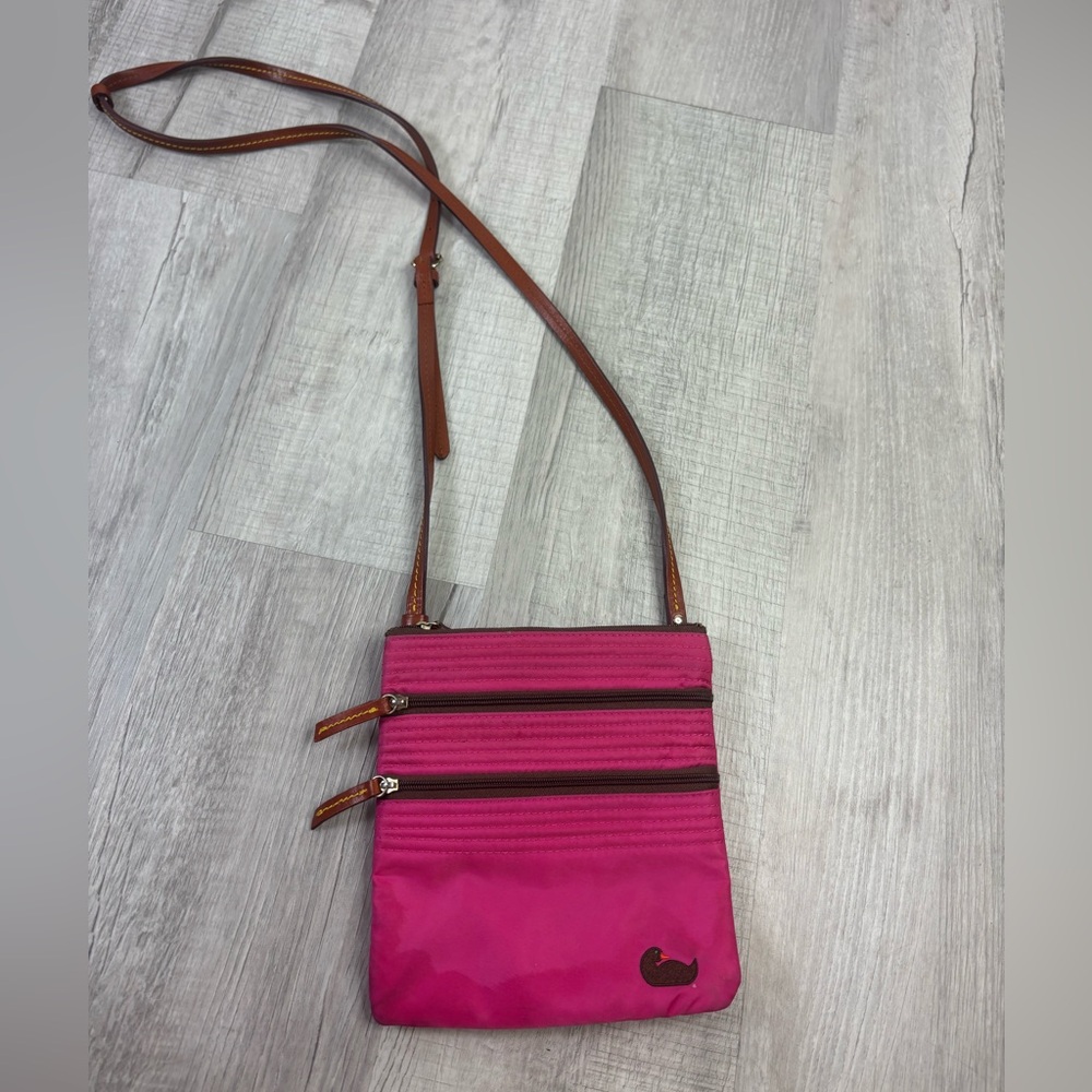 DOONEY & BOURKE Triple Zipper Nylon Crossbody Pink
